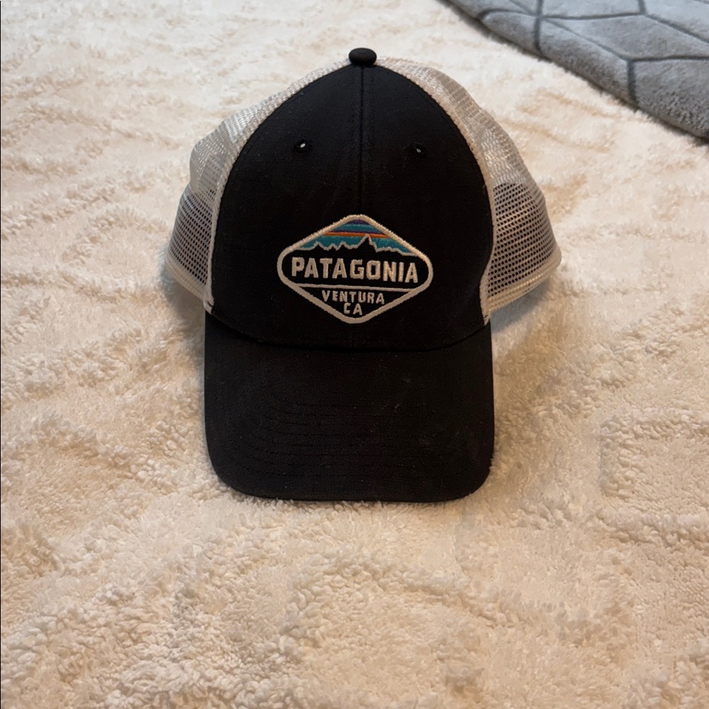 Patagonia Black and White Mesh Cap